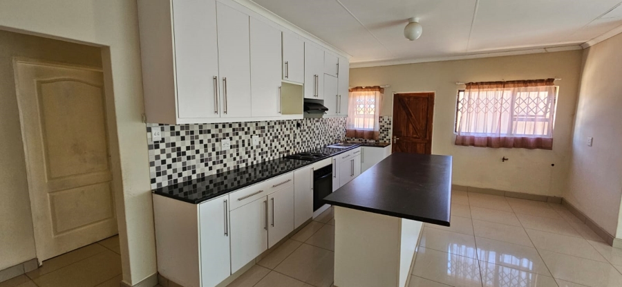 3 Bedroom Property for Sale in Kimdustria Northern Cape